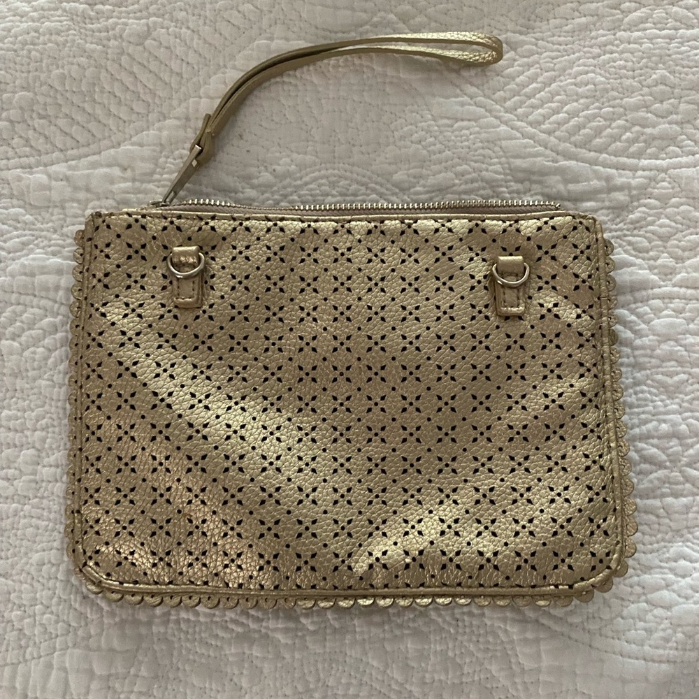 Street Level Like New Clutch Makeup Travel Bag Gold